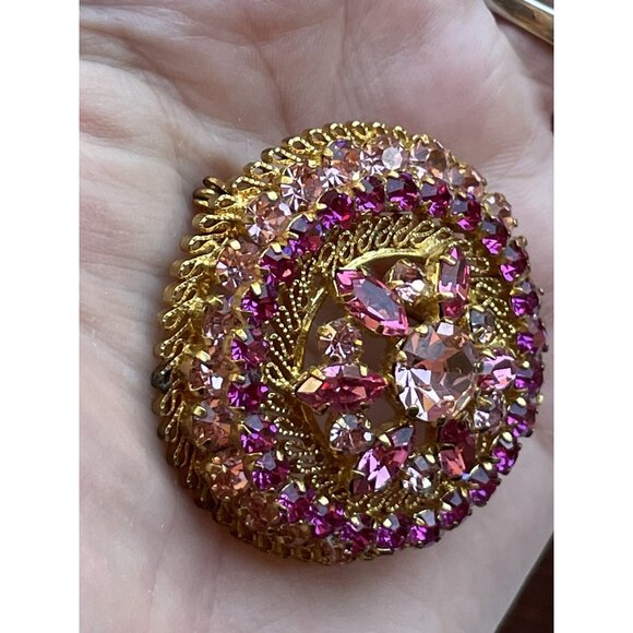 Vintage Rhinestone Brooch Made In Austria Fuchsia Pink Domed Gold-Tone - Picture 4 of 13